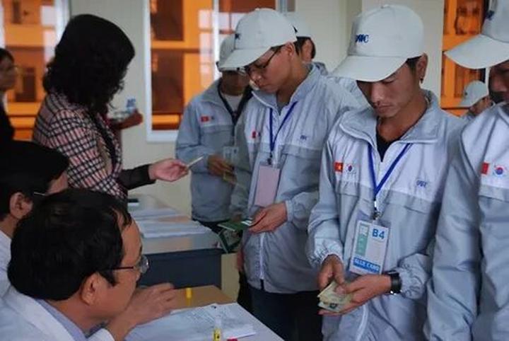 Từ Mua váy hoa mà không biết 4 đến chiến lược content: Hotspot Matrix chia sẻ
